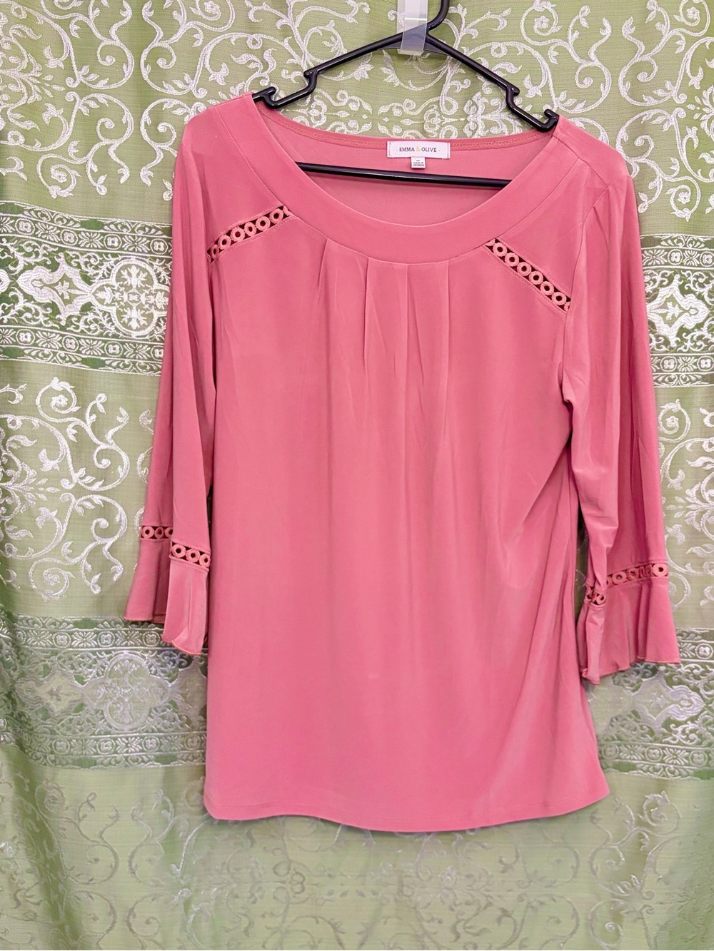 Eden & Olivia Dusty Rose Crochet-Trim Scoop Neck Blouse